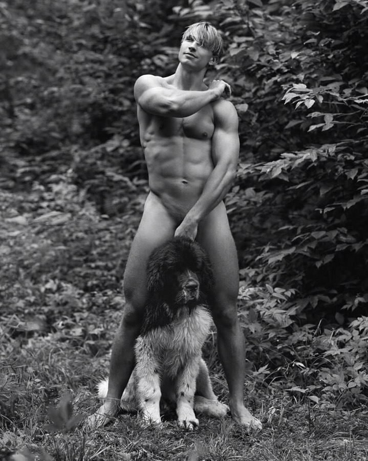 Matt, Camp Longwood, Adirondack Park, New York Bruce Weber (1995.)