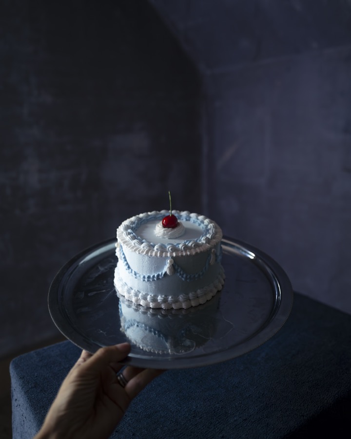 Blue Cake, Blue Room, Camden