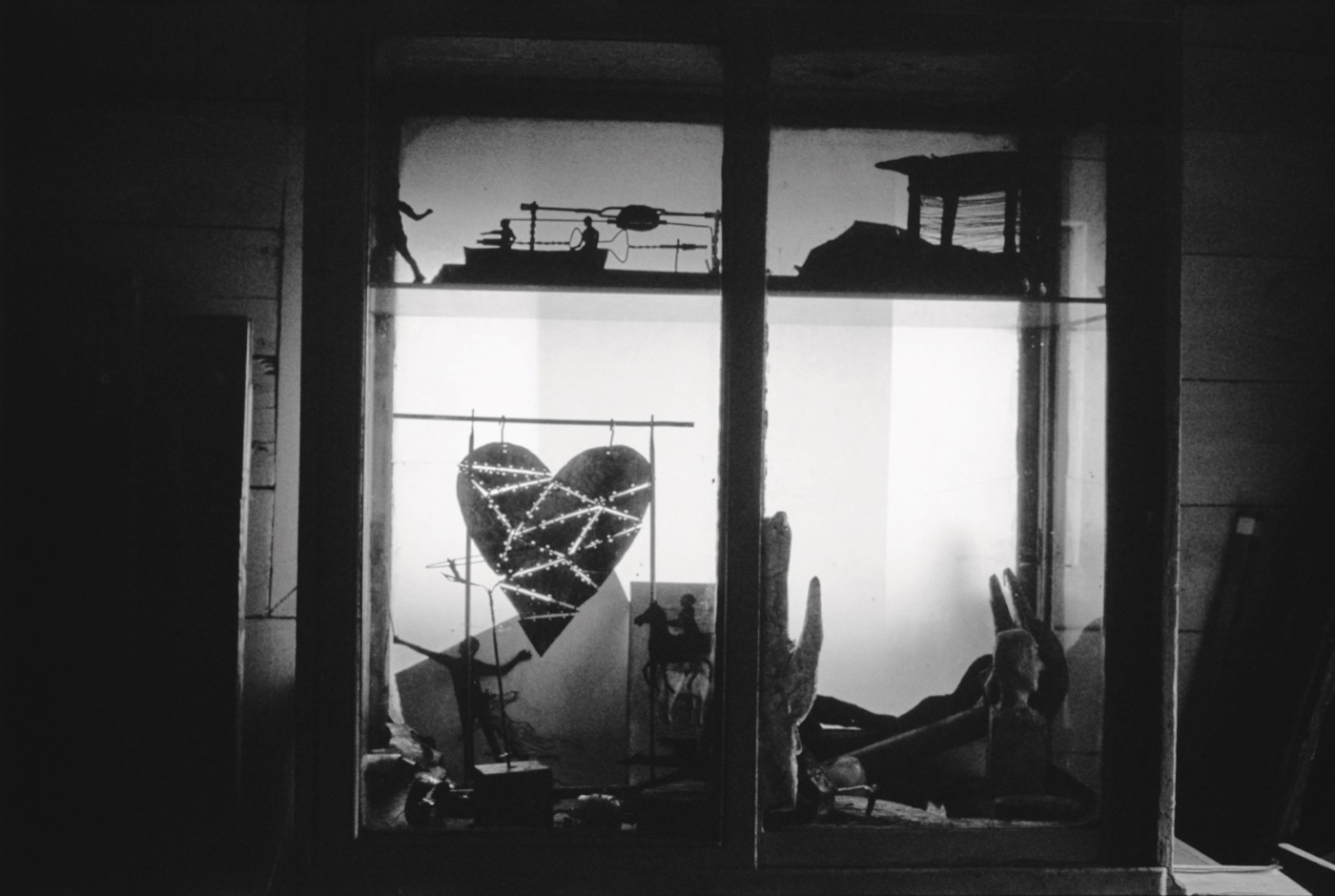 Dancing Window