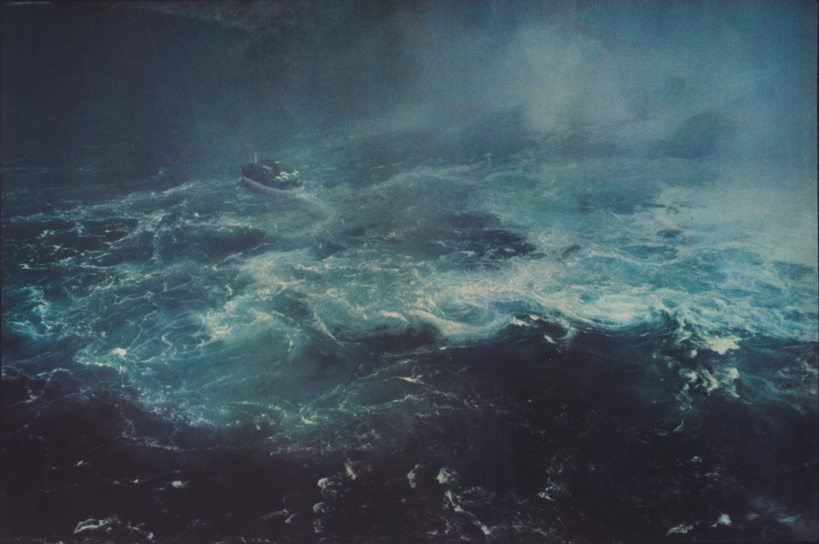 Le rafiot sous les chutes, Niagara