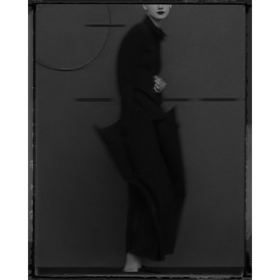Dans un beau-livre, Sarah Moon et Yohji Yamamoto font dialoguer photographie et mode