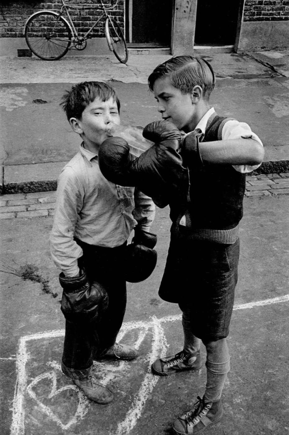 Boxing boys, Lambeth, London