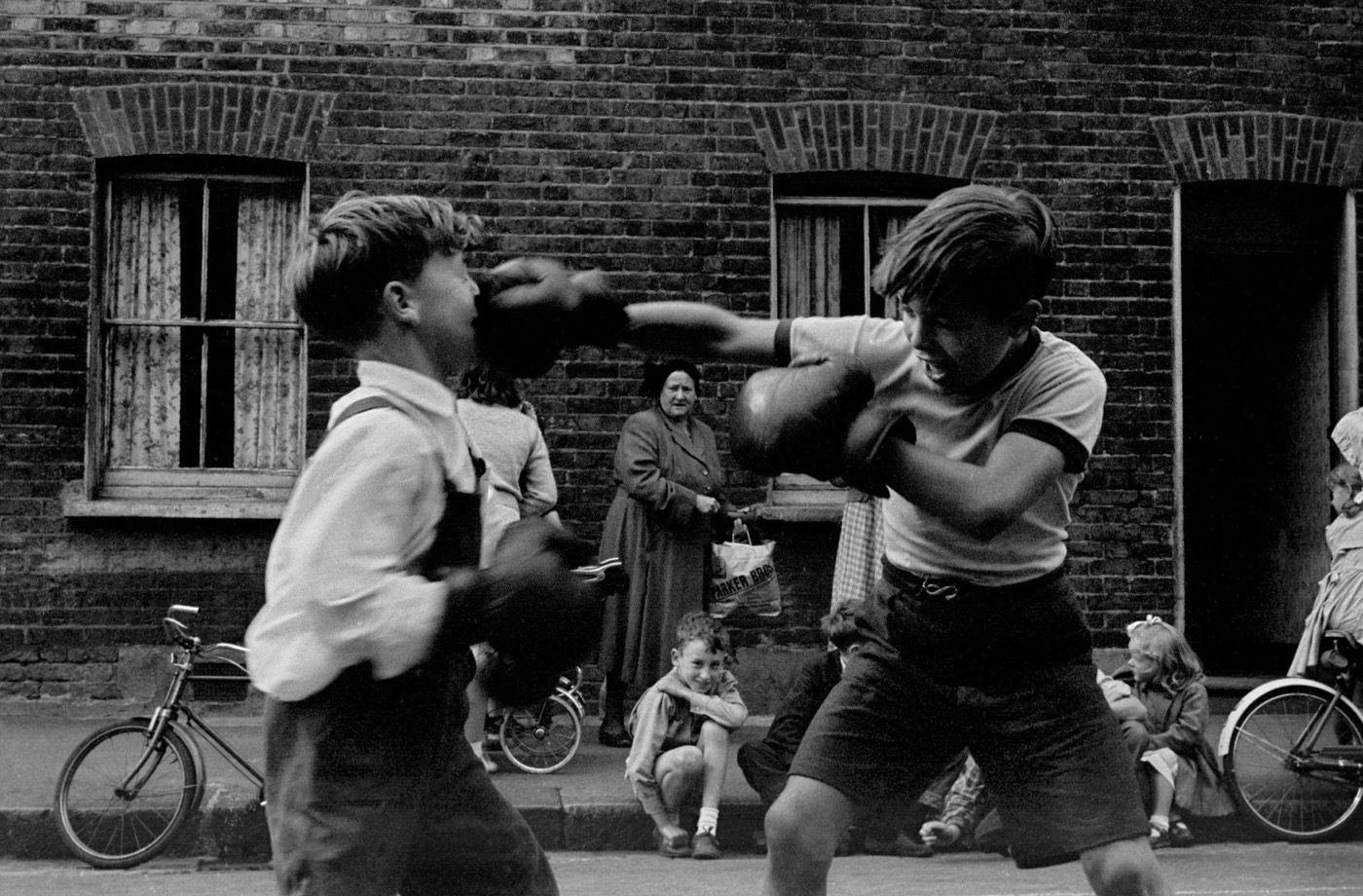 Boxing boys, Lambeth, London
