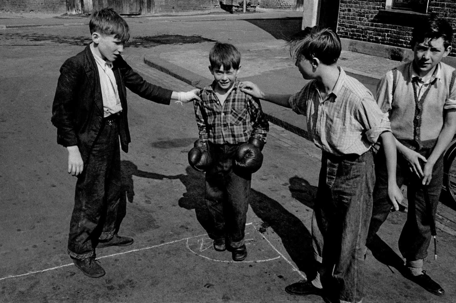 Boxing boys, Lambeth, London