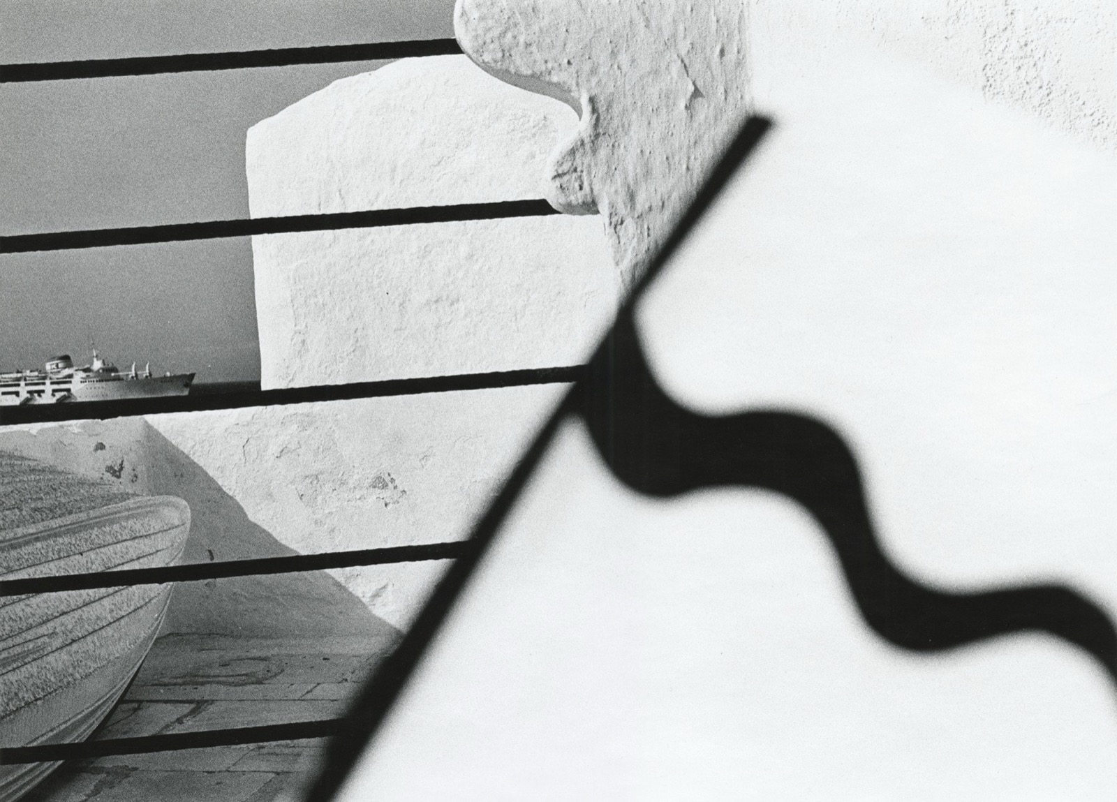 79 DA-15, from "Pictus interruptus : Mykonos, Greece"