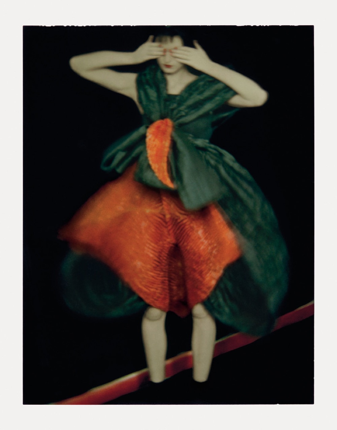 Theresa Stewart pour "Issey Miyake"