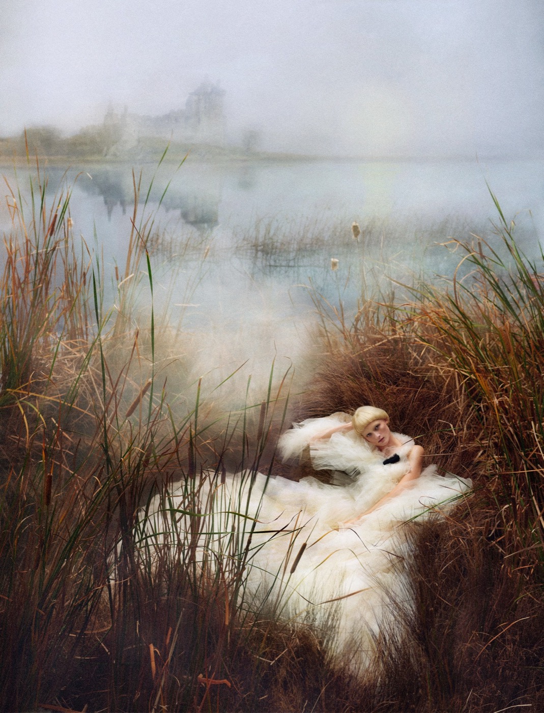 Lara & The Swan